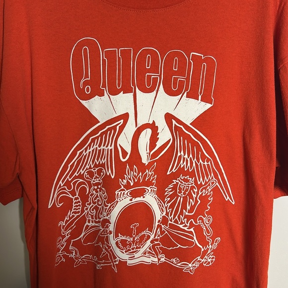 QUEEN Band Official Merchandise Tee Shirt Adult Size Medium Orange Graphic Rock - Picture 2 of 9